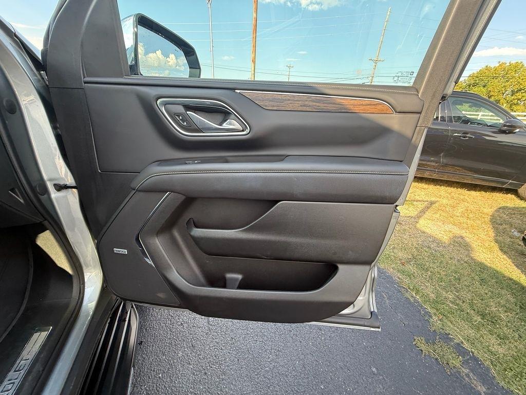 Chevrolet Suburban Premier 4WD 2023