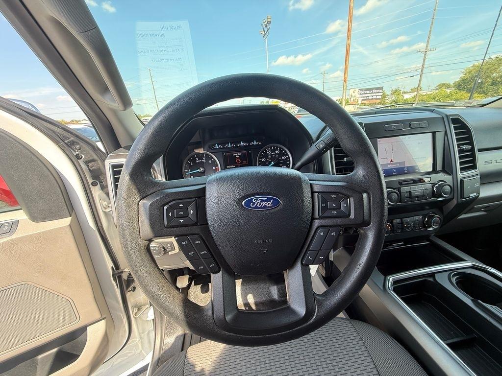 Ford F-250 SD XLT Crew Cab 4WD 2021