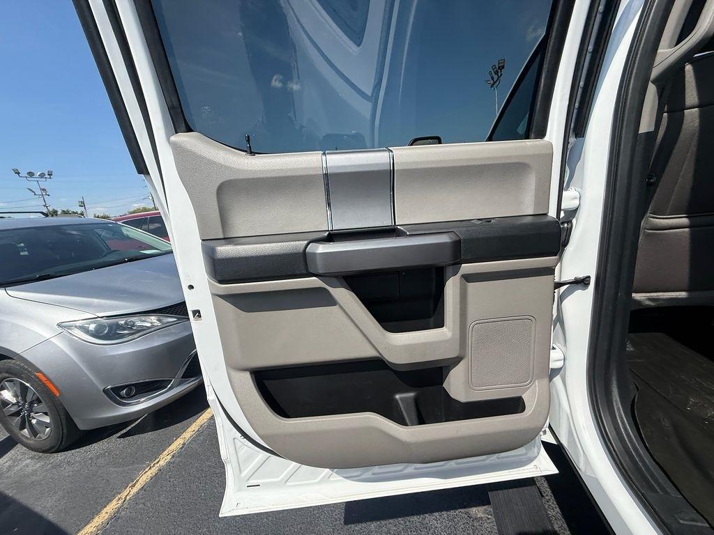 Ford F-250 SD XLT Crew Cab 4WD 2021
