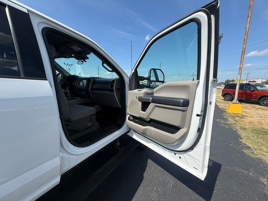 Ford F-250 SD XLT Crew Cab 4WD 2021