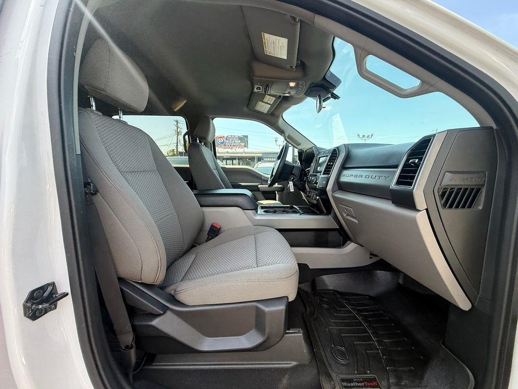 Ford F-250 SD XLT Crew Cab 4WD 2021