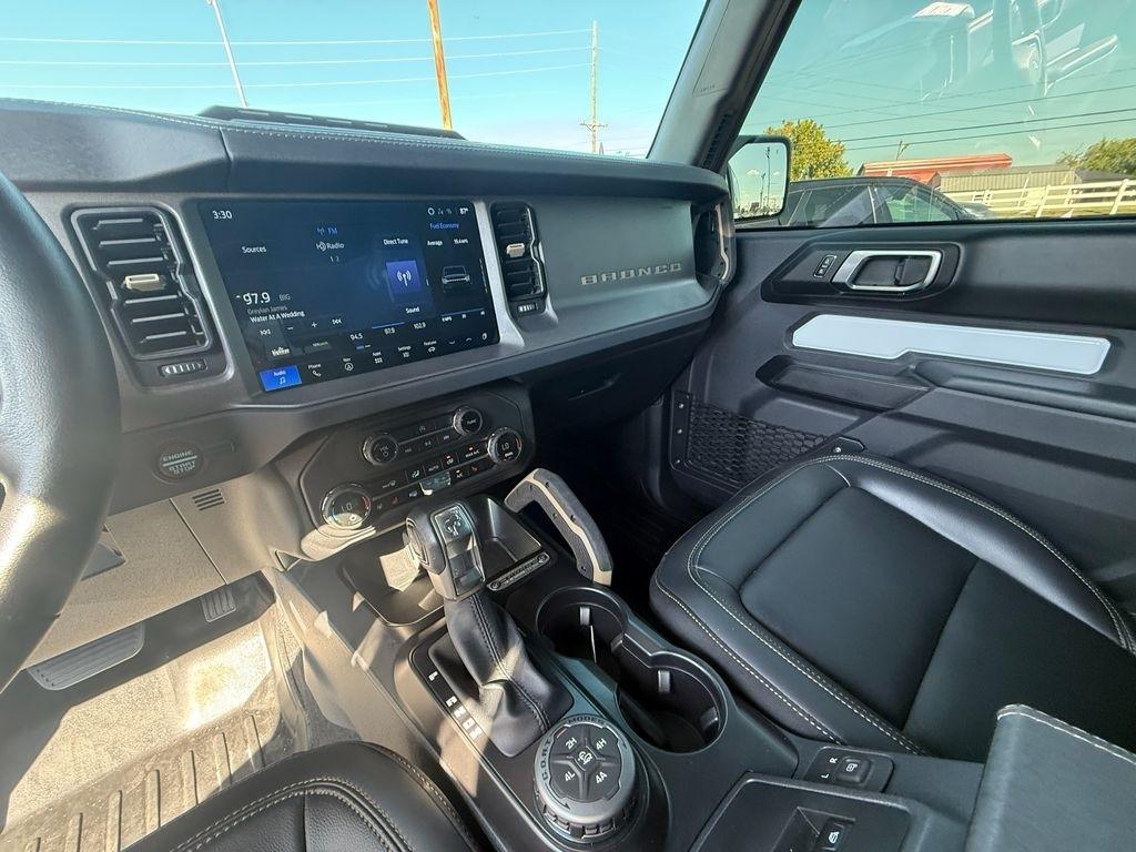 Ford Bronco Badlands 2-Door 2025