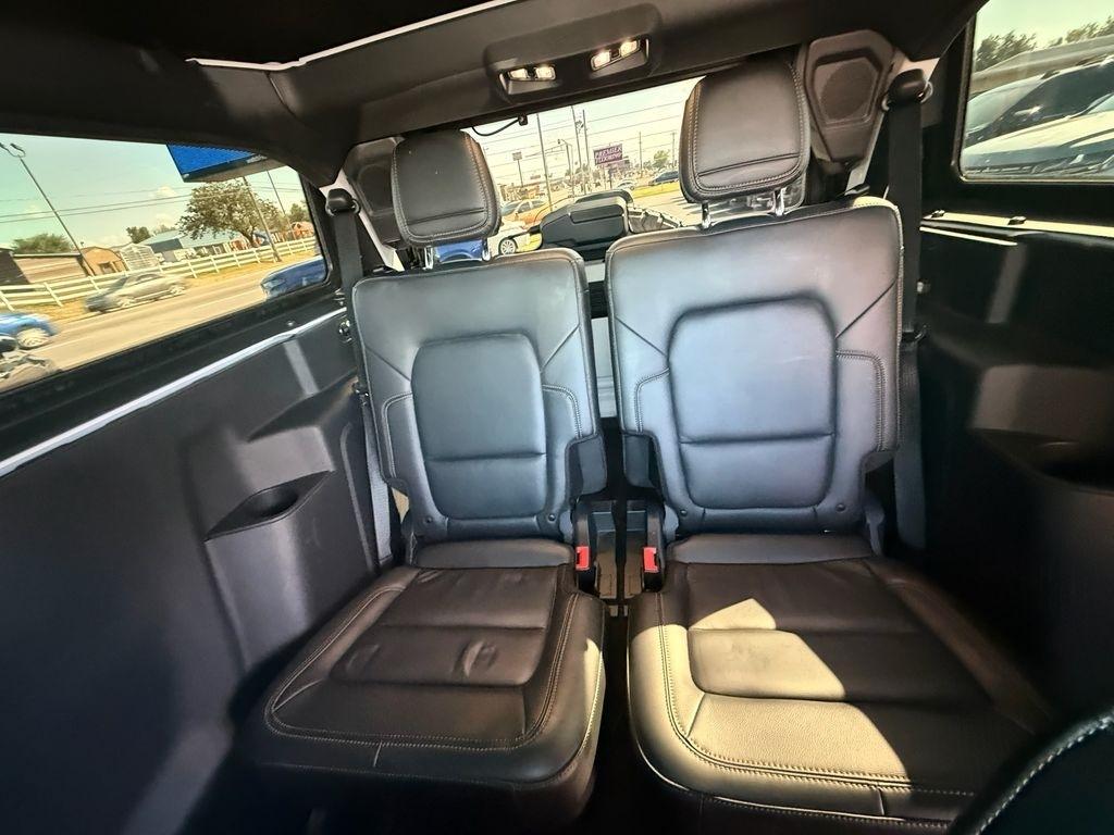 Ford Bronco Badlands 2-Door 2025