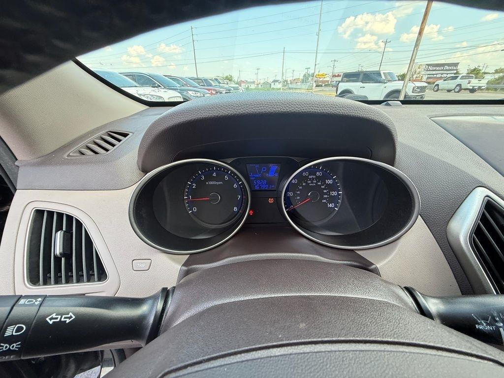 Hyundai Tucson GLS 2WD 2010