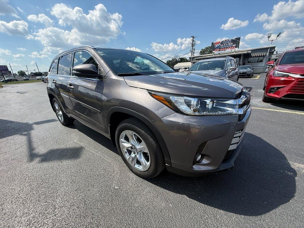 Toyota Highlander Limited AWD V6 2019