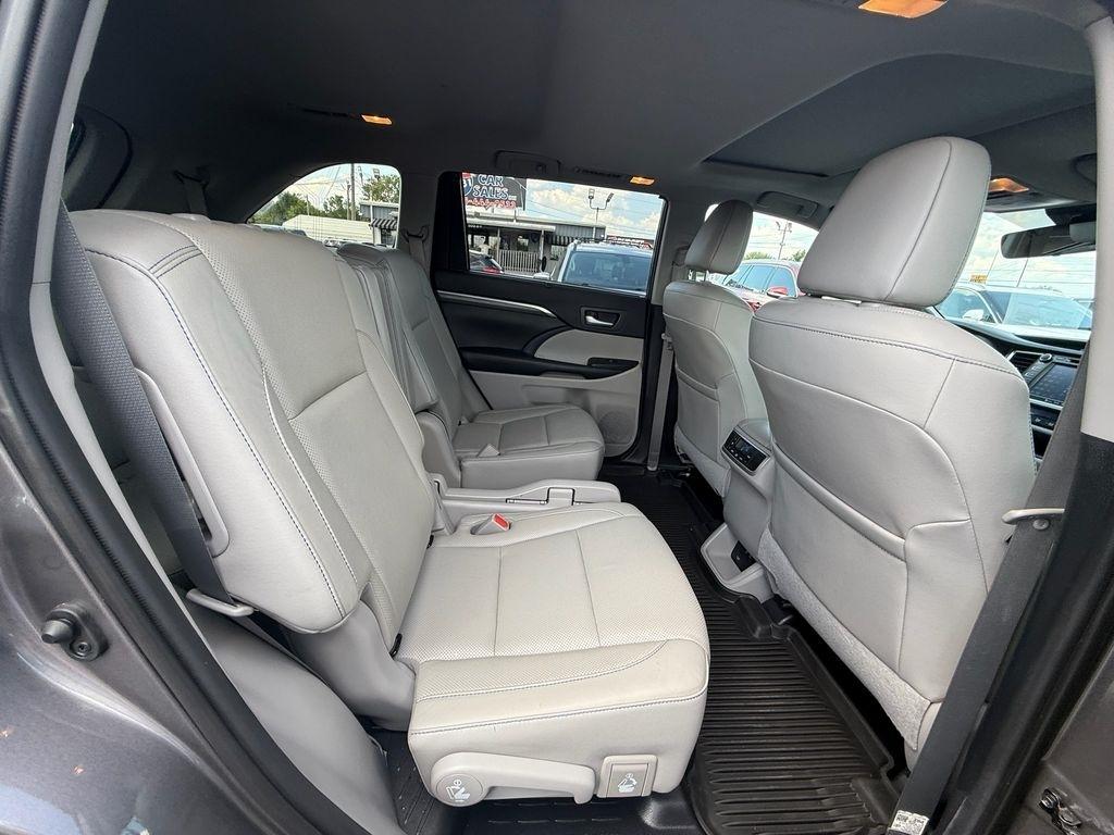 Toyota Highlander Limited AWD V6 2019