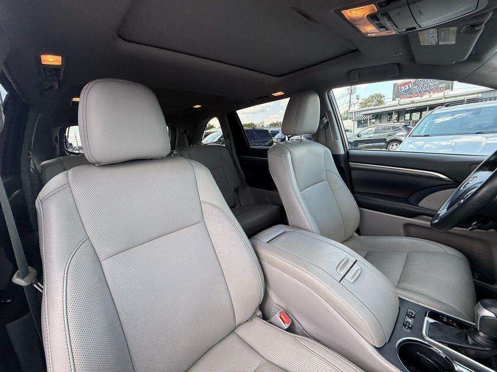 Toyota Highlander Limited AWD V6 2019