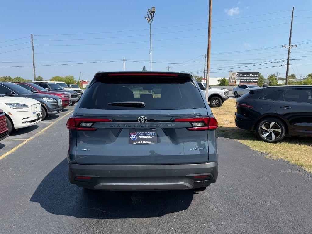 Toyota Grand Highlander Limited AWD 2025