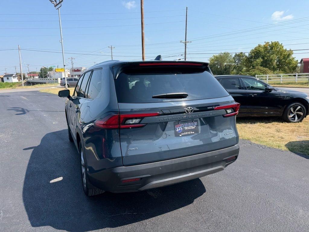 Toyota Grand Highlander Limited AWD 2025