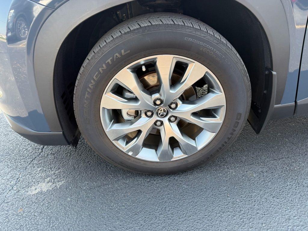 Toyota Grand Highlander Limited AWD 2025