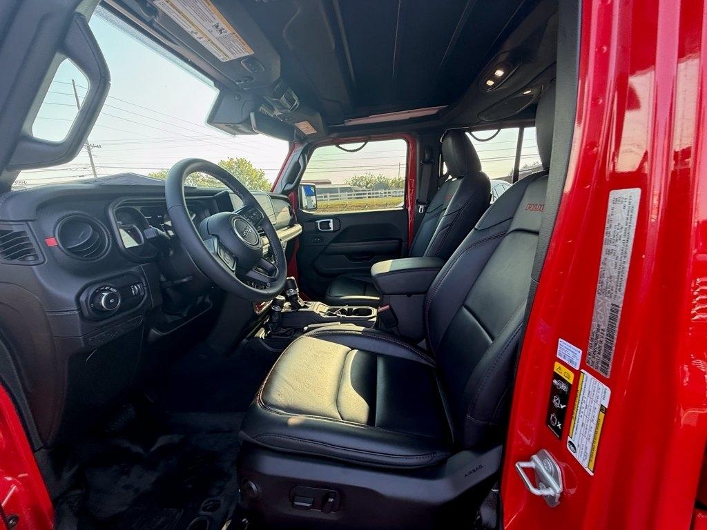 Jeep Wrangler Rubicon 4WD 2025