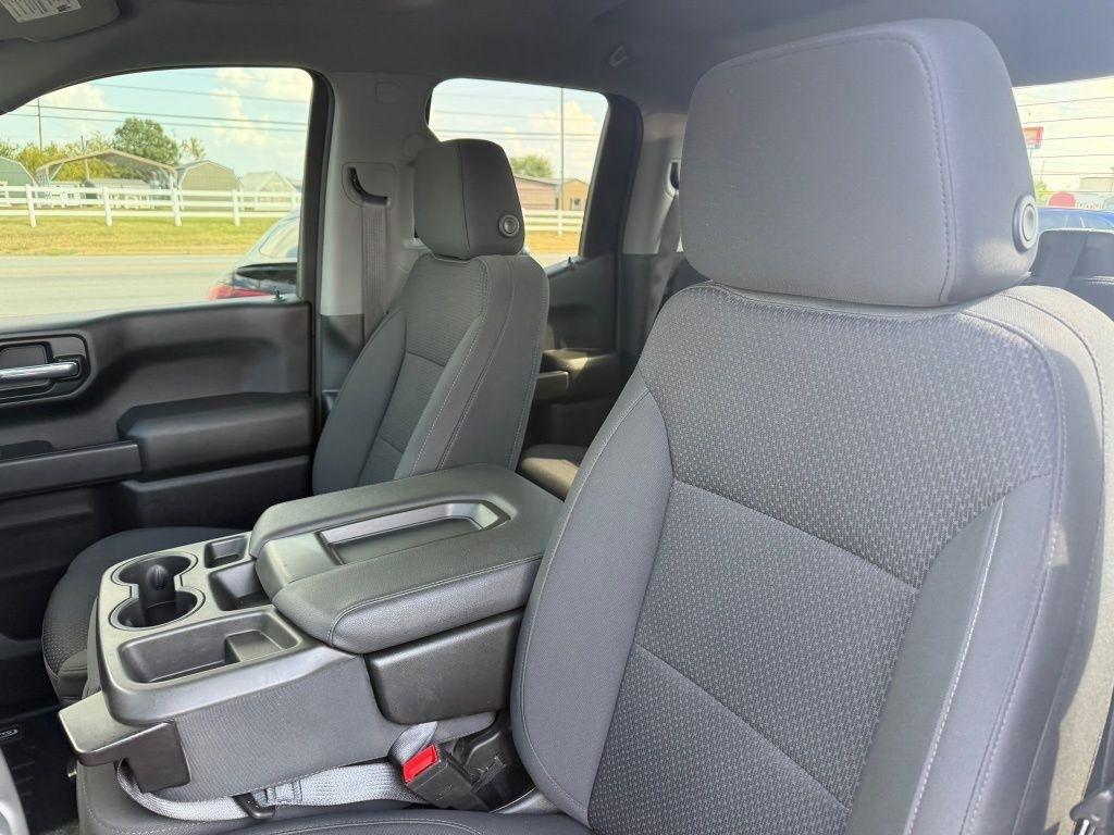 Chevrolet Silverado 1500 Limited Custom Double Cab 4WD 2022