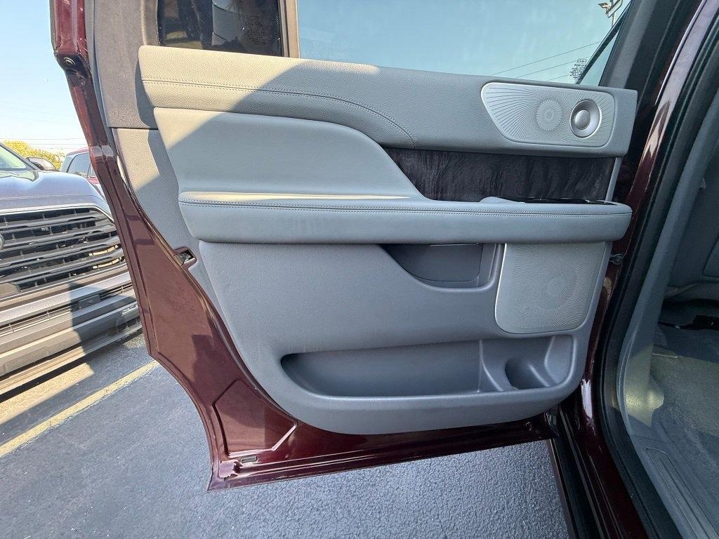 Lincoln Navigator L Reserve 4WD 2021