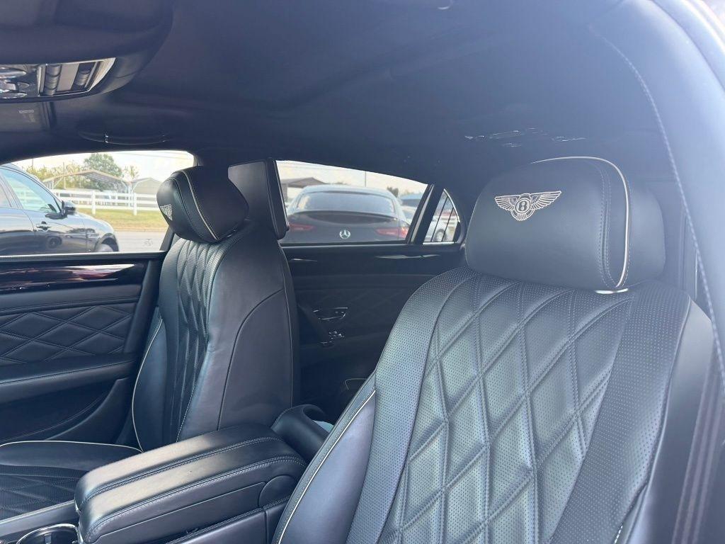 Bentley Continental Flying Spur Sedan 2014