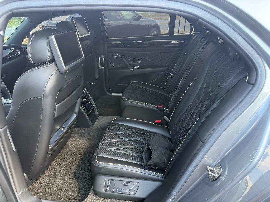 Bentley Continental Flying Spur Sedan 2014