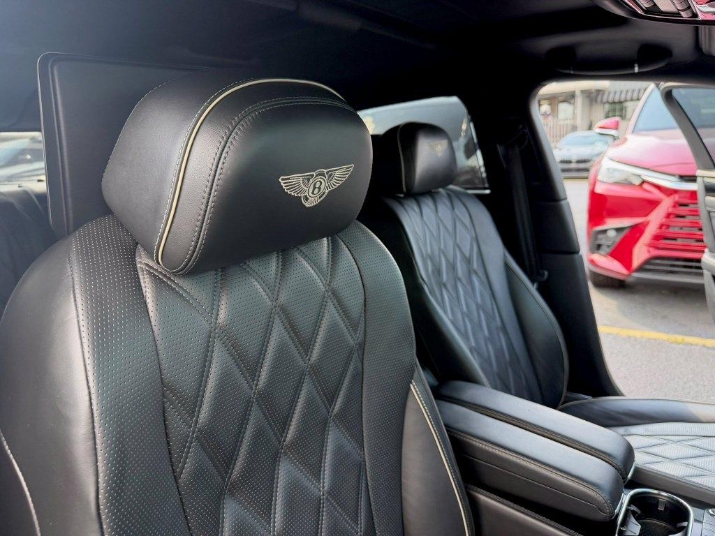 Bentley Continental Flying Spur Sedan 2014