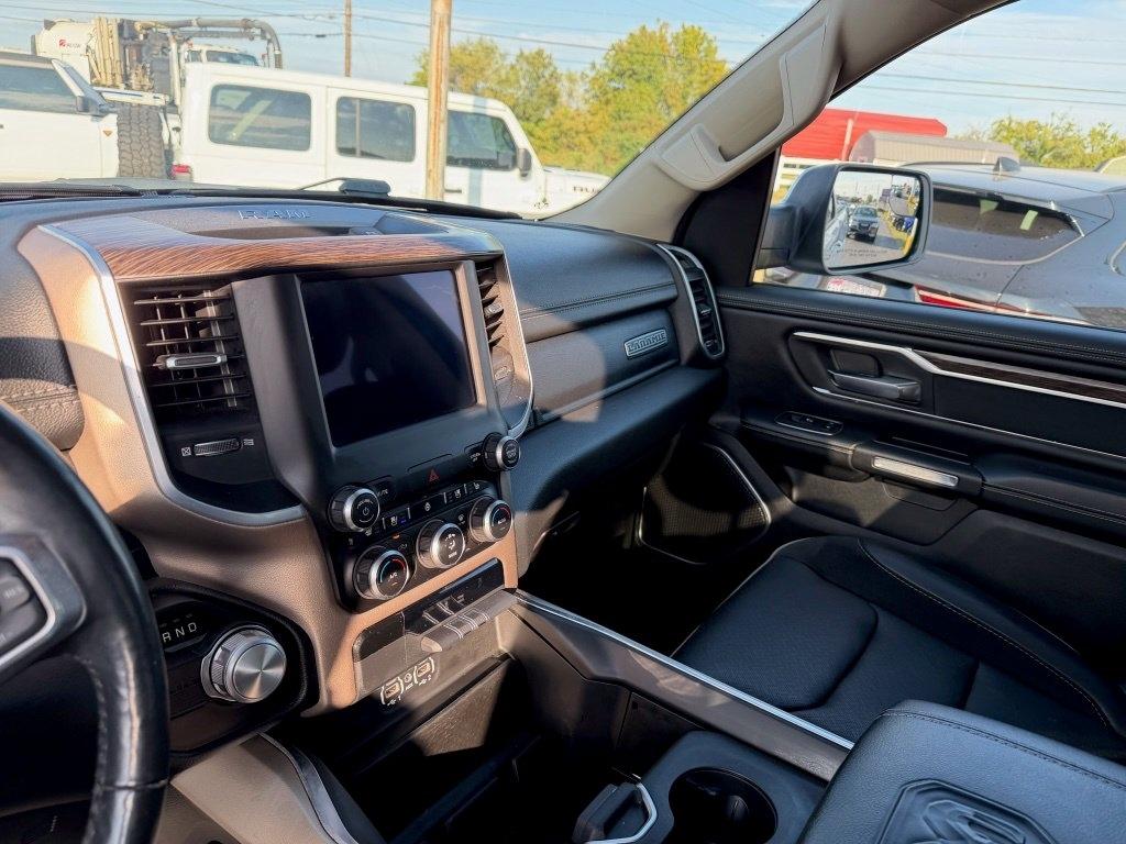 RAM 1500 Laramie Quad Cab 2WD 2020
