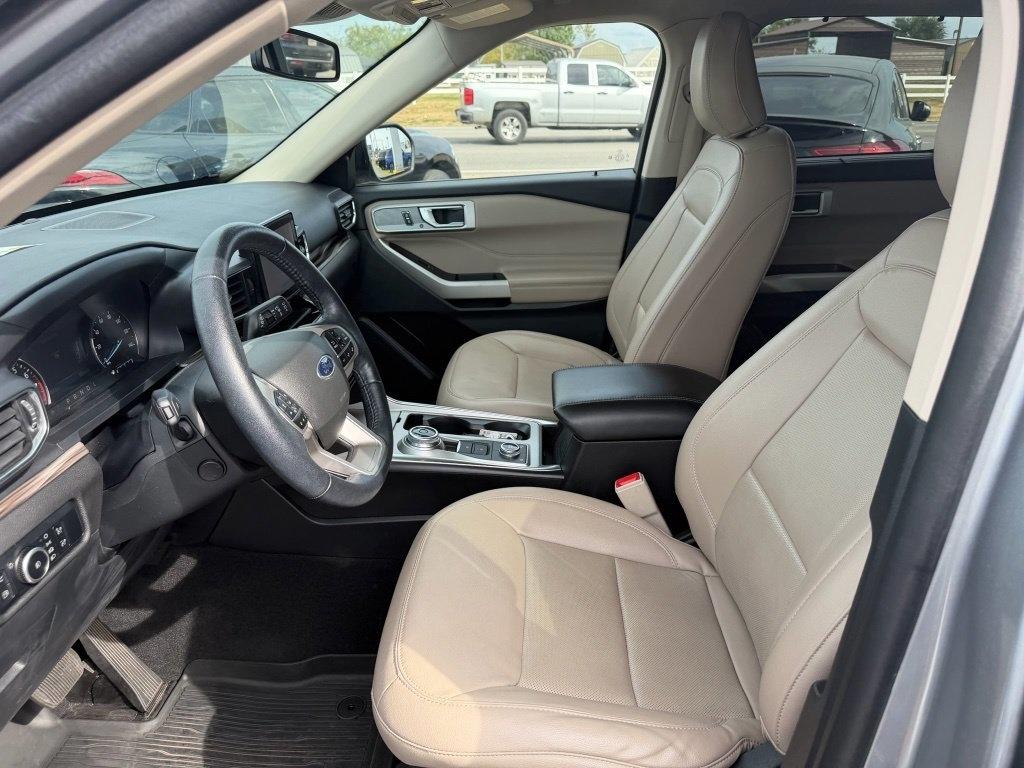 Ford Explorer Hybrid Limited AWD 2022
