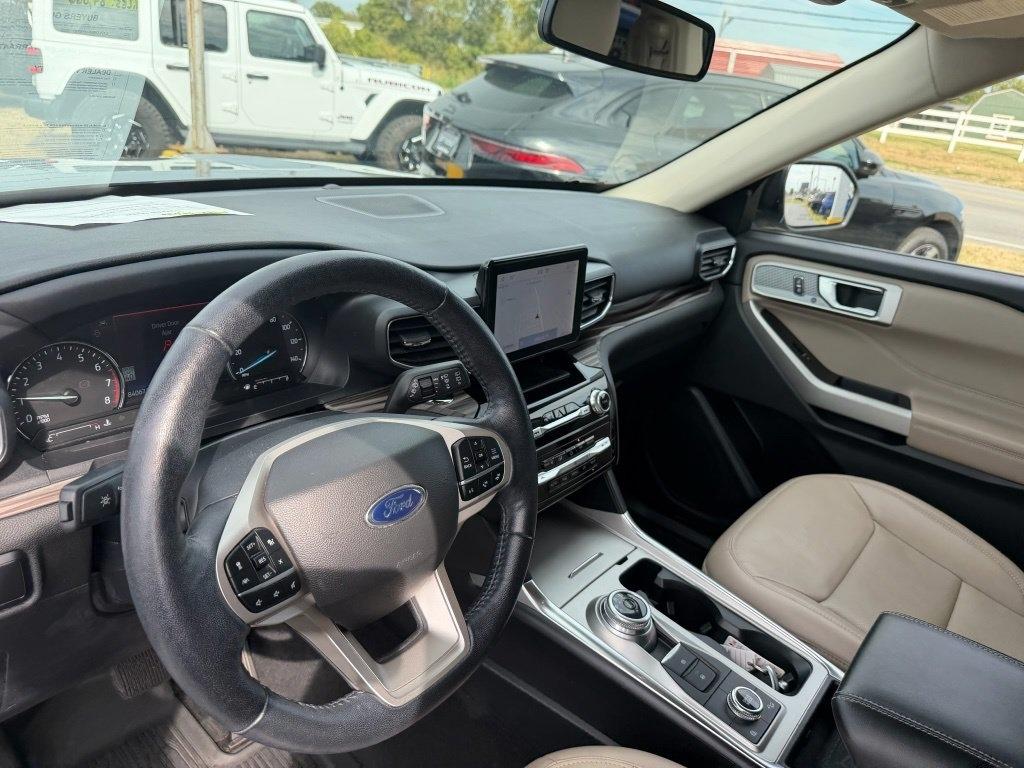 Ford Explorer Hybrid Limited AWD 2022
