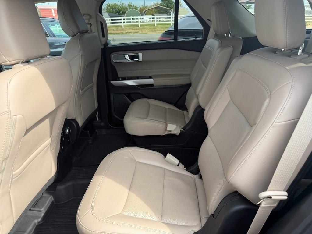 Ford Explorer Hybrid Limited AWD 2022