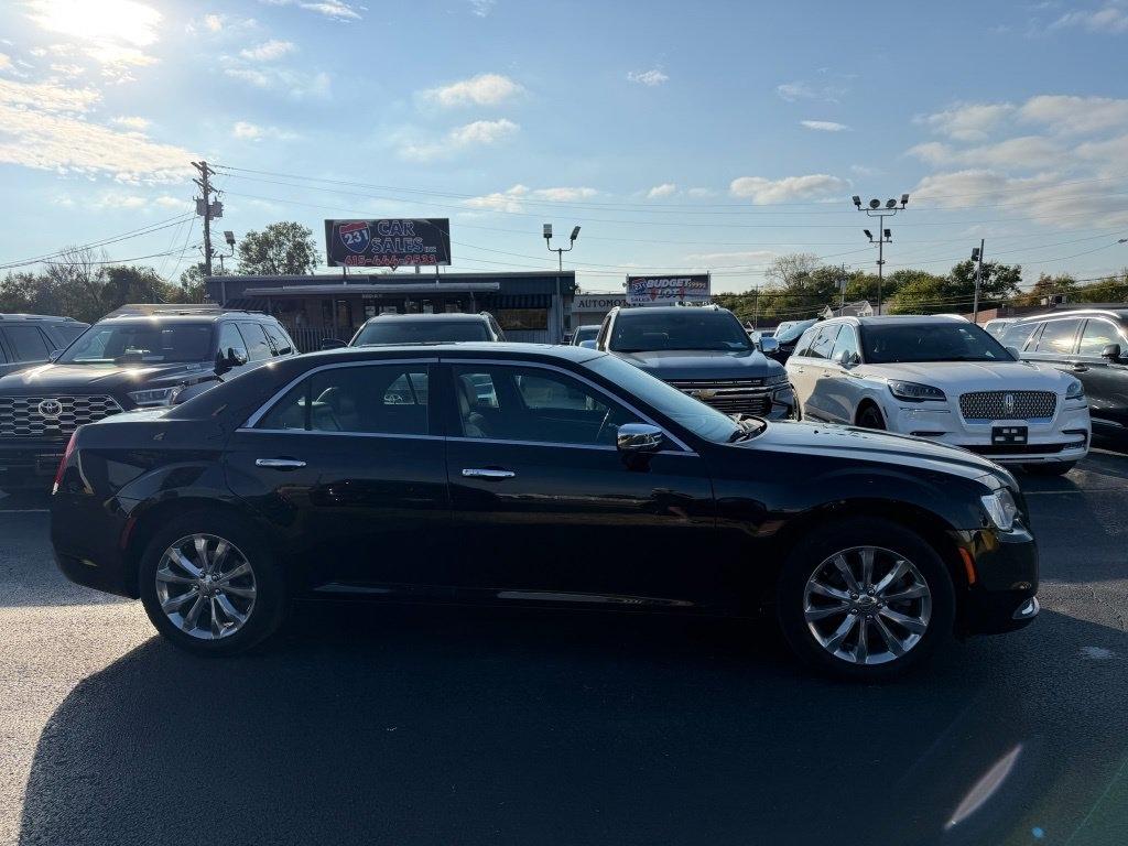 Chrysler 300 Limited AWD 2019