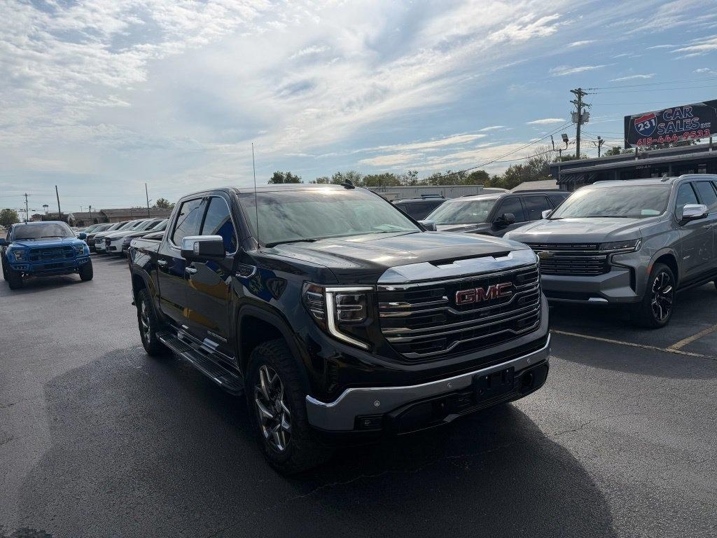 GMC Sierra 1500 SLT Crew Cab 4WD 2024