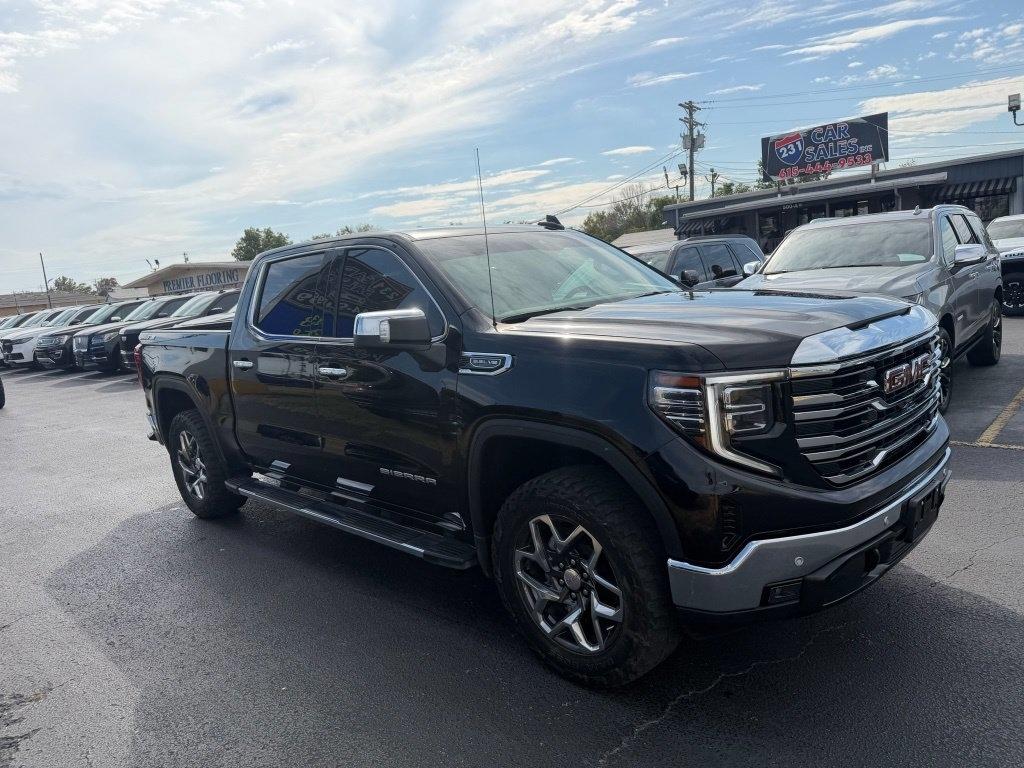 GMC Sierra 1500 SLT Crew Cab 4WD 2024
