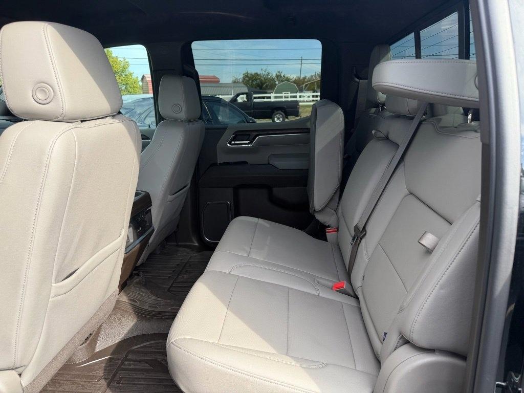GMC Sierra 1500 SLT Crew Cab 4WD 2024
