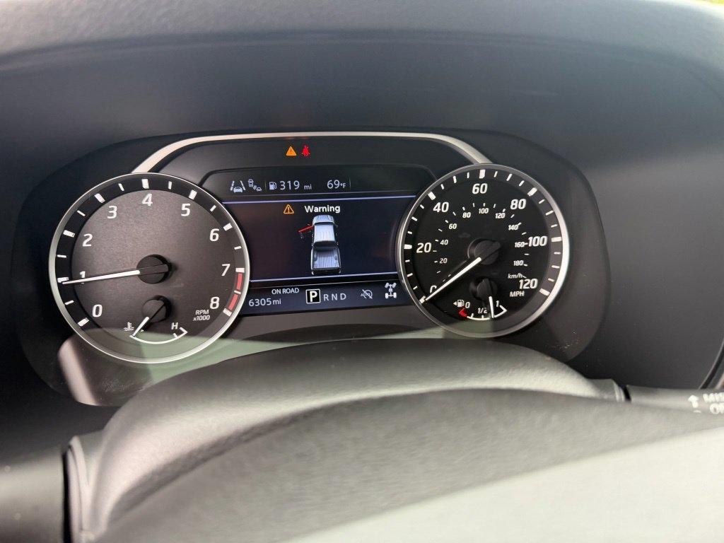 Nissan Frontier SV Crew Cab 4WD 2026