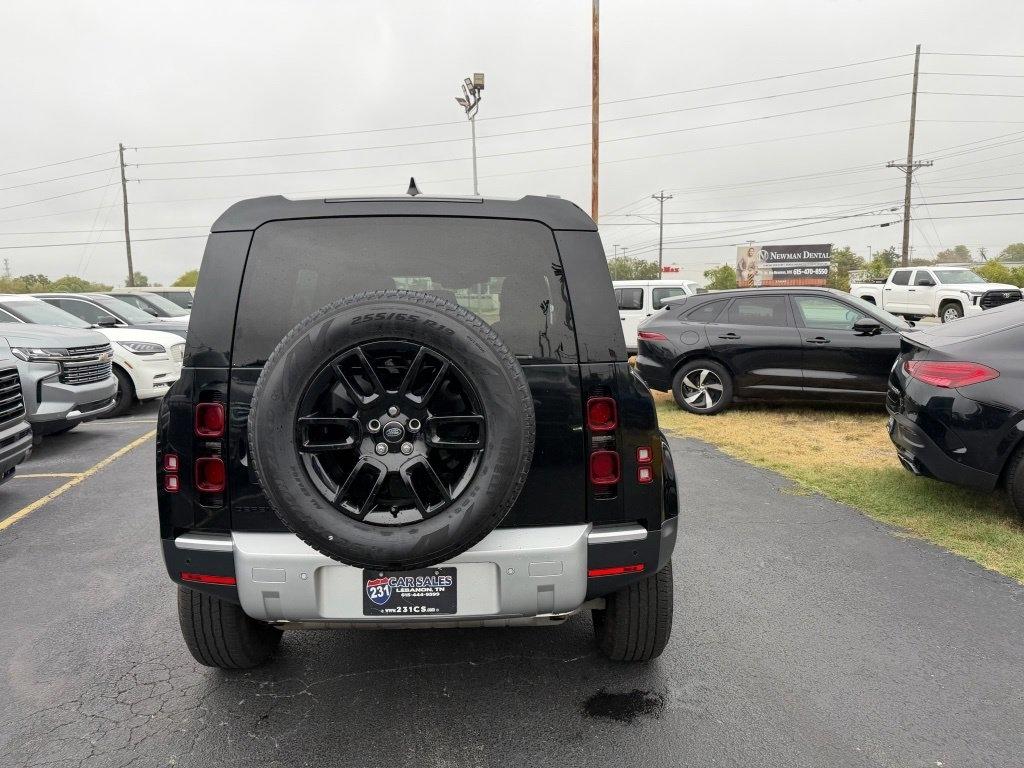 Land Rover Defender P300 110 S 2025