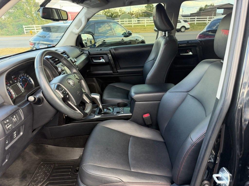 Toyota 4Runner TRD Off-road Premium 4WD 2019