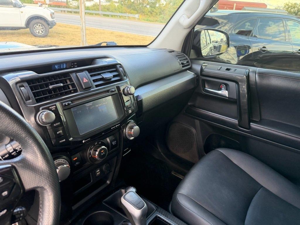 Toyota 4Runner TRD Off-road Premium 4WD 2019