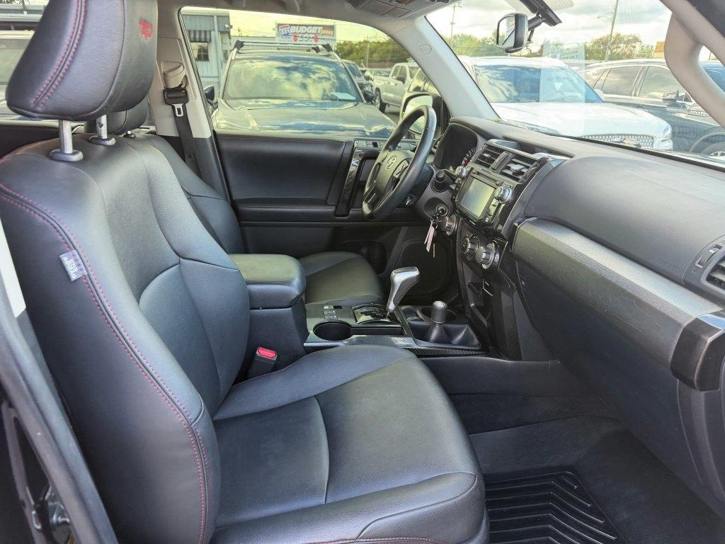 Toyota 4Runner TRD Off-road Premium 4WD 2019