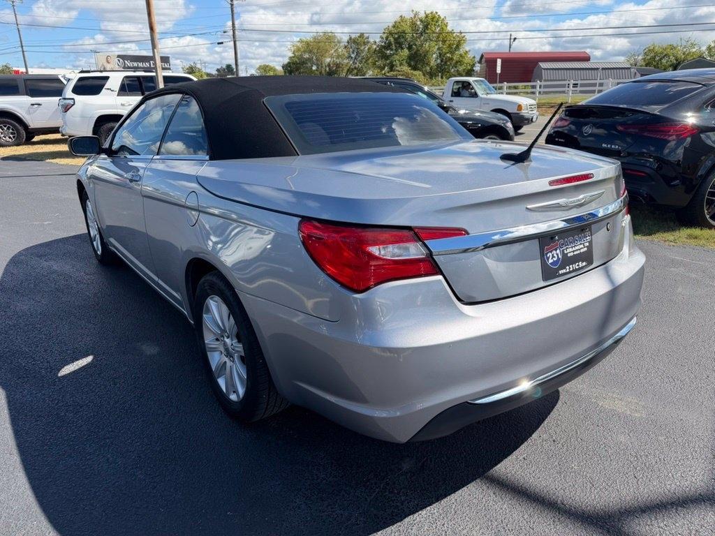 Chrysler 200 Touring Convertible 2013