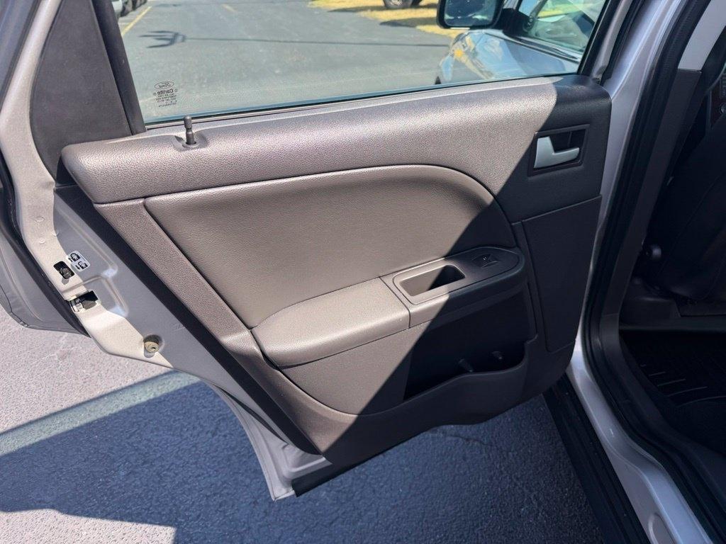 Ford Five Hundred Limited FWD 2007