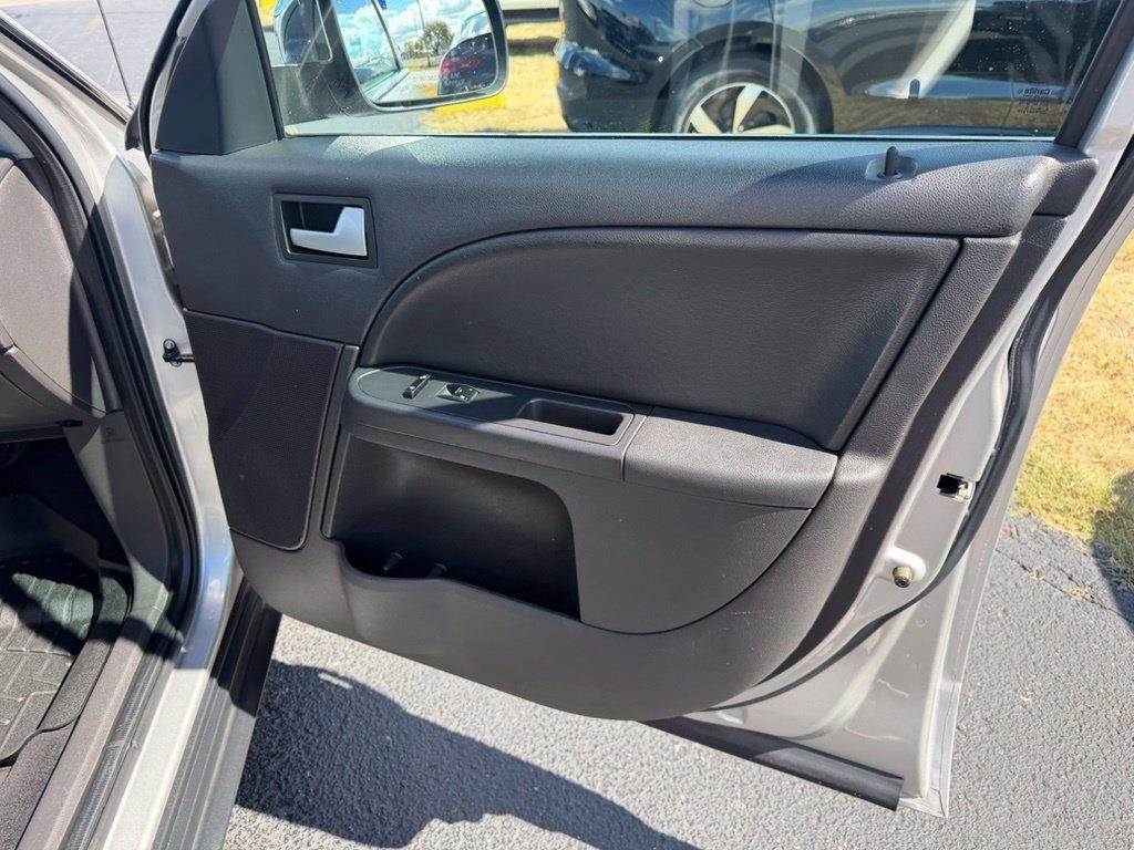 Ford Five Hundred Limited FWD 2007