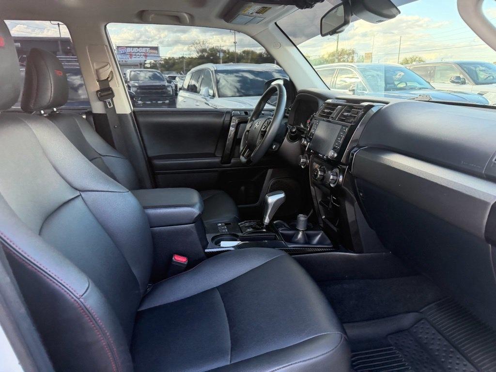 Toyota 4Runner TRD PRO 4WD 2020