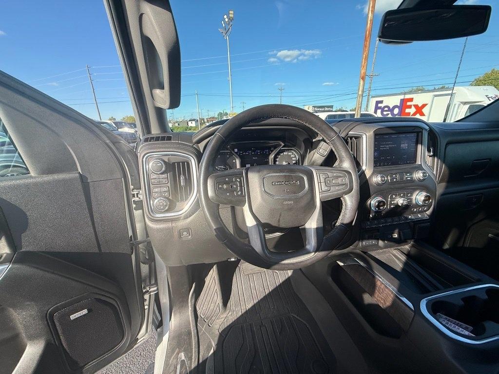 GMC Sierra 2500HD Denali Crew Cab 4WD SB 2022