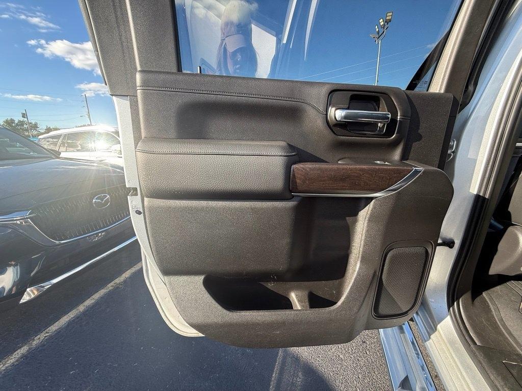 GMC Sierra 2500HD Denali Crew Cab 4WD SB 2022