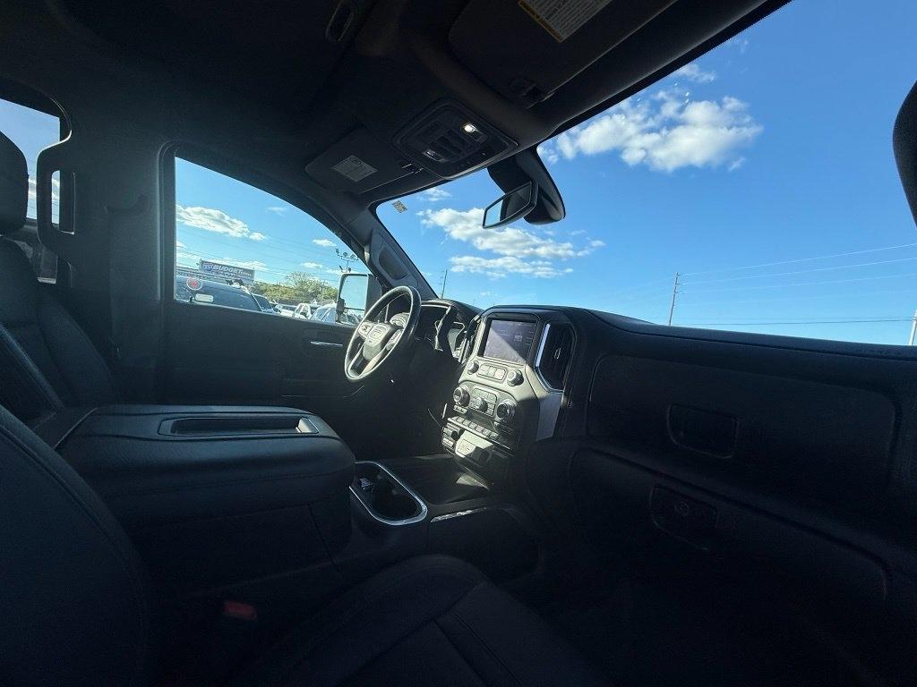 GMC Sierra 2500HD Denali Crew Cab 4WD SB 2022