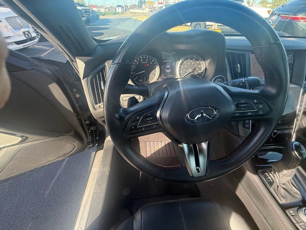 Infiniti Q60 Red Sport 400 AWD 2022