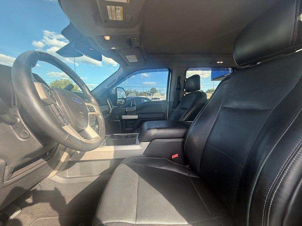 Ford F-250 SD Lariat Crew Cab 4WD 2018