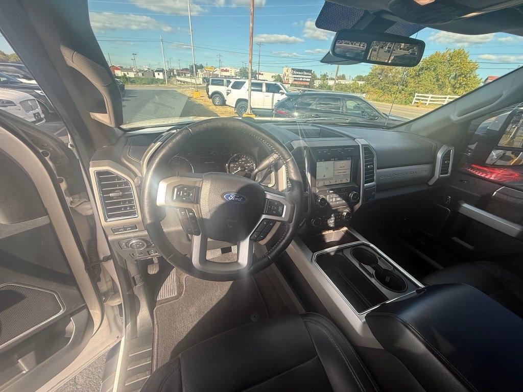 Ford F-250 SD Lariat Crew Cab 4WD 2018