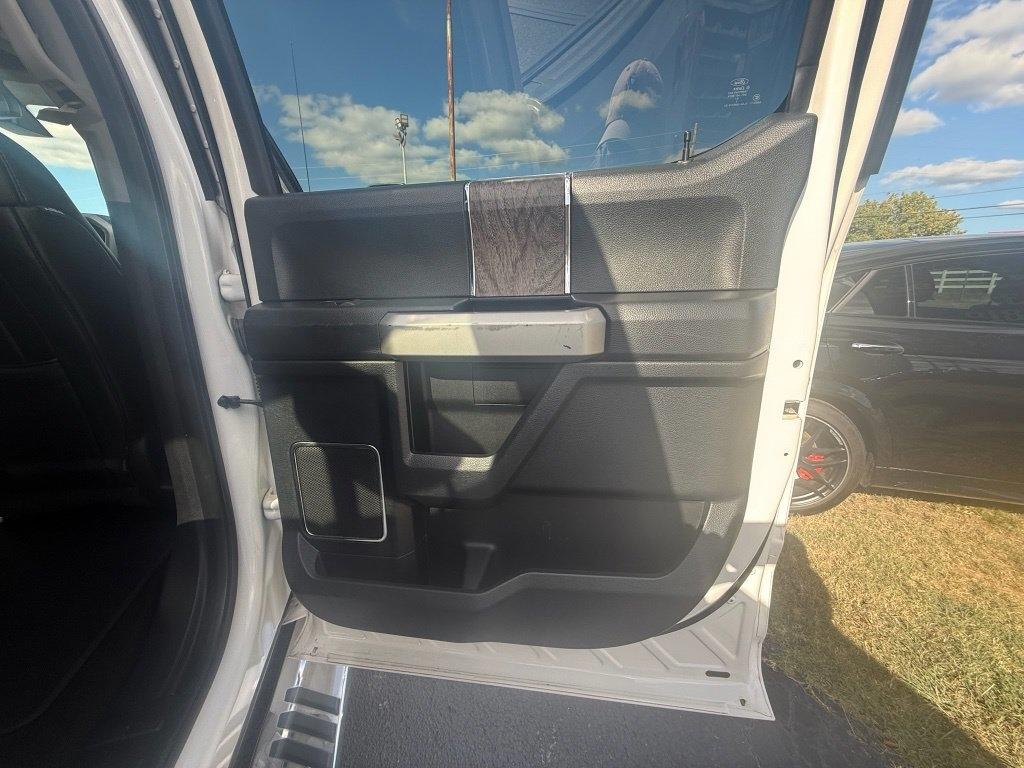 Ford F-250 SD Lariat Crew Cab 4WD 2018