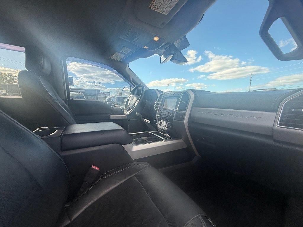 Ford F-250 SD Lariat Crew Cab 4WD 2018