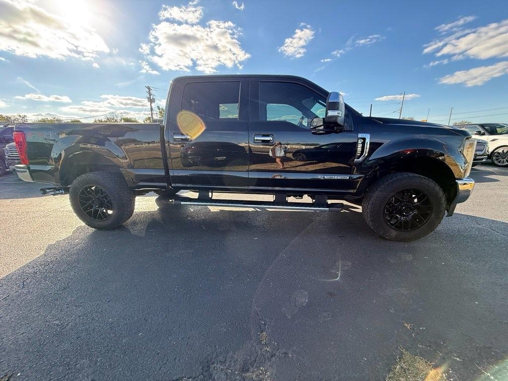 Ford F-250 SD XLT Crew Cab 4WD 2019