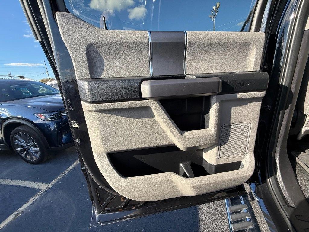 Ford F-250 SD XLT Crew Cab 4WD 2019