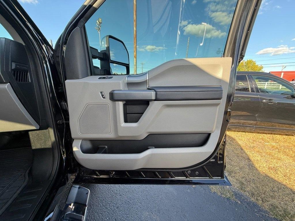 Ford F-250 SD XLT Crew Cab 4WD 2019