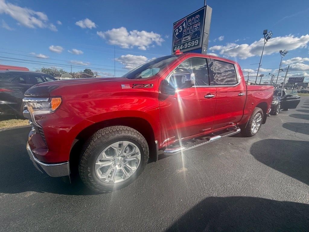 Chevrolet Silverado 1500 LTZ Crew Cab 4WD 2024