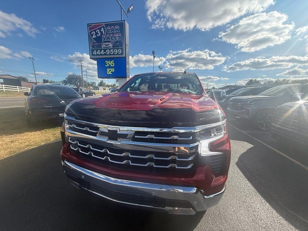 Chevrolet Silverado 1500 LTZ Crew Cab 4WD 2024